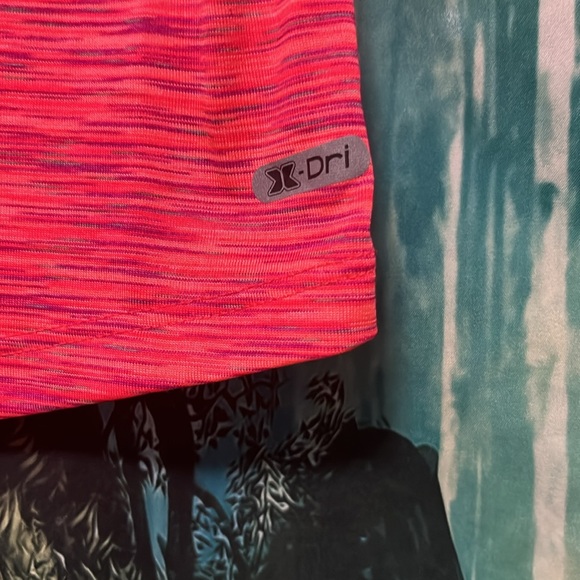 X-Dri RBX Performance Activewear, Size M. Made in Kenya. No stains or holes. - Picture 5 of 5